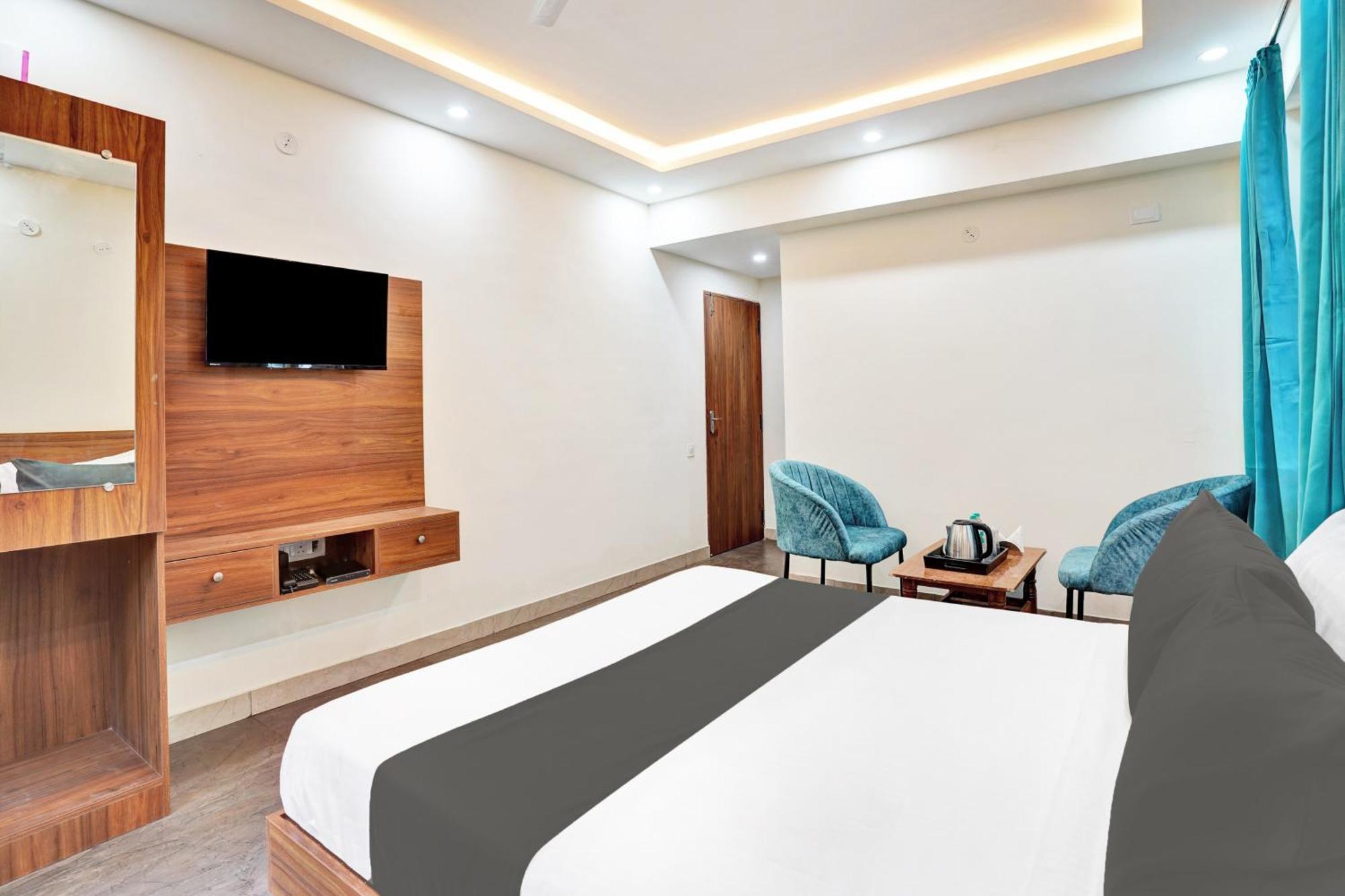 Hotel O Gayathri Metro Deluxe Bangalore Eksteriør bilde